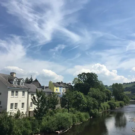 Riverside Brecon Exterior photo